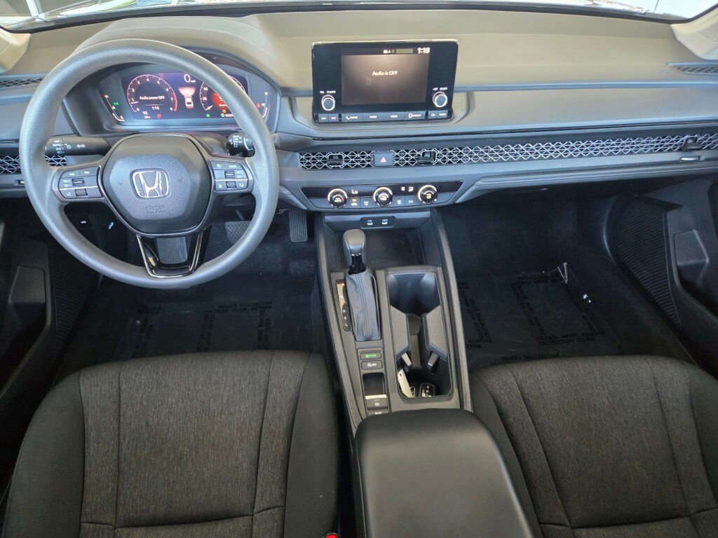 Certified 2023 Honda Accord LX image 10