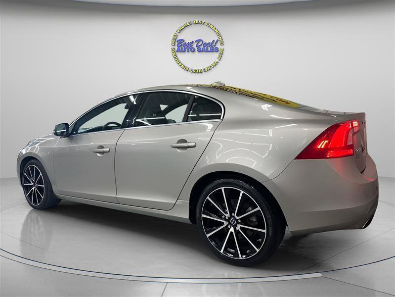 Used 2015 Volvo S60 T6 Platinum FWD image 3