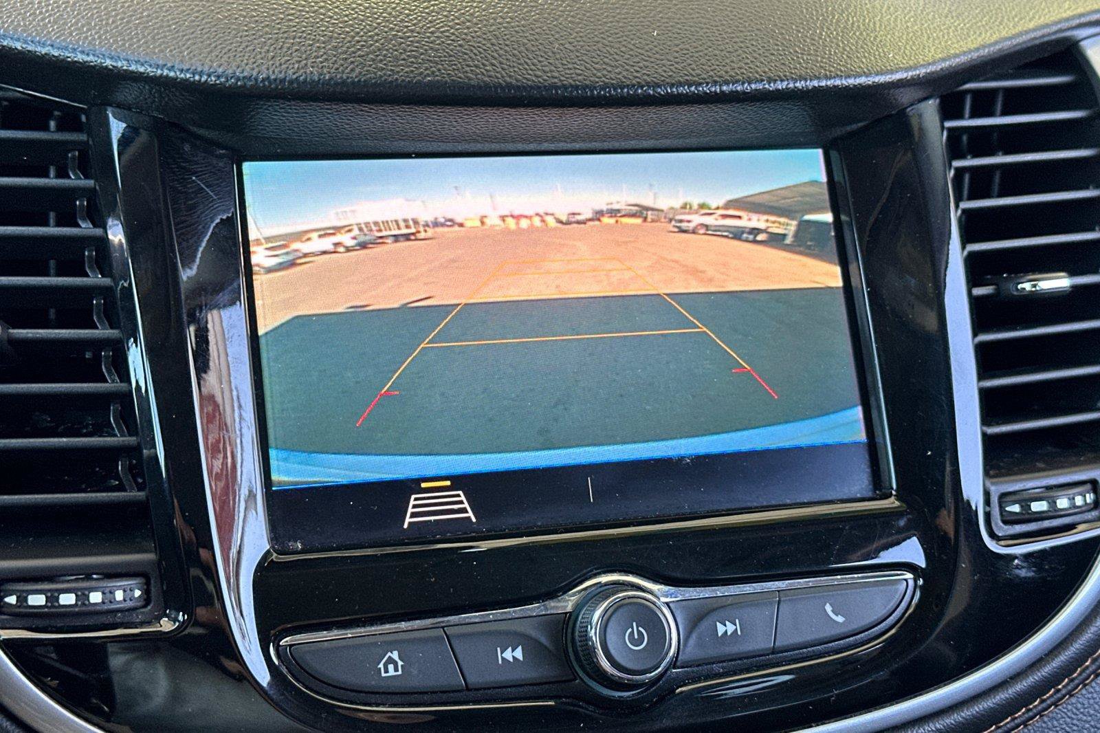 Used 2022 Chevrolet Trax LS w/ Tint and Cruise Package AWD/4WD image 18