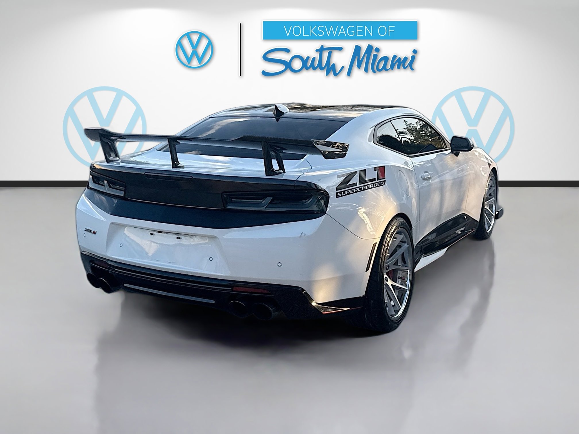 Used 2018 Chevrolet Camaro ZL1 image 7