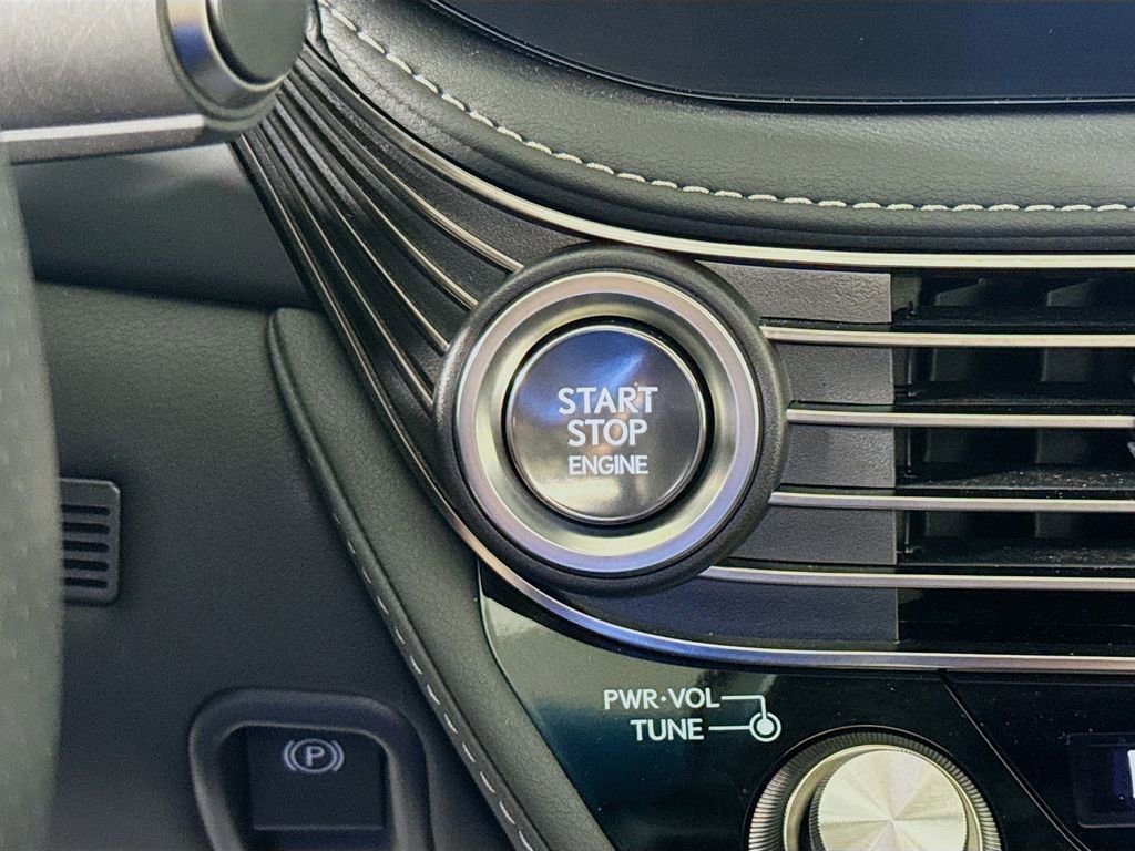 Used 2022 Lexus LS 500 F Sport w/ Accessory Package (Z1) image 17