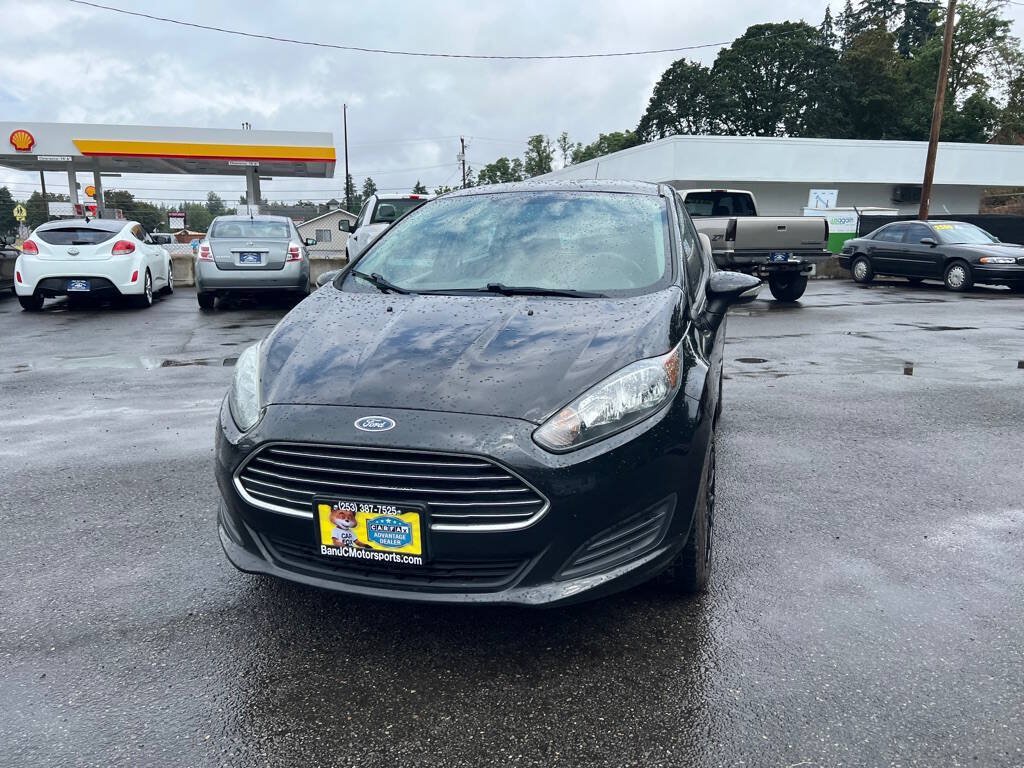 Used 2014 Ford Fiesta SE FWD image 4