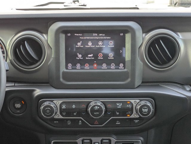 Used 2023 Jeep Gladiator Sport AWD/4WD image 17