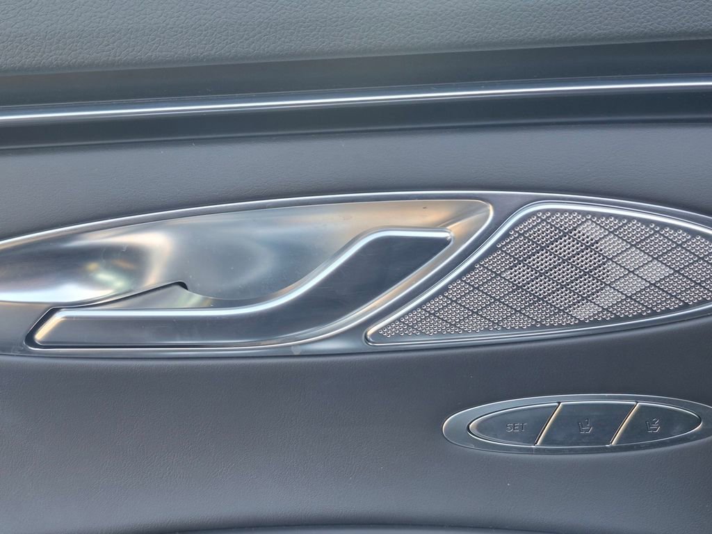 Used 2023 Genesis GV70 2.5T w/ Select Package image 20