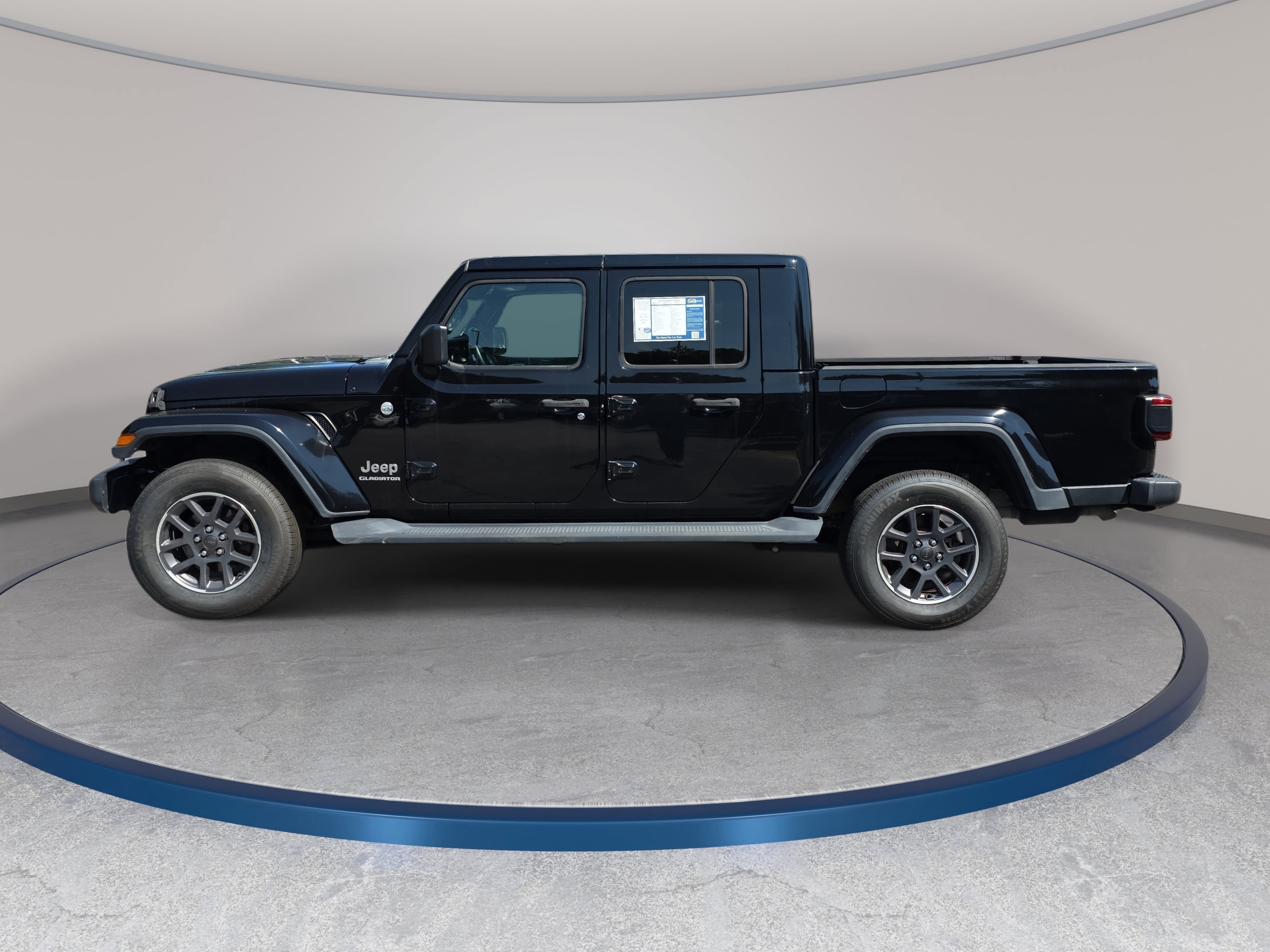 Used 2020 Jeep Gladiator Overland AWD/4WD image 8