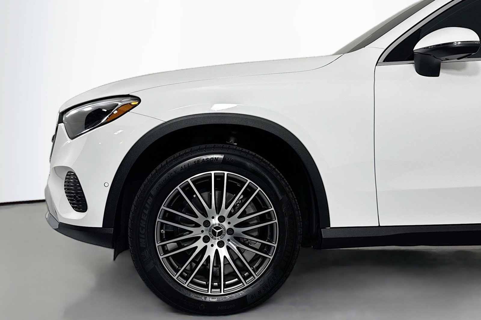 Certified 2026 Mercedes-Benz GLC 300 image 9