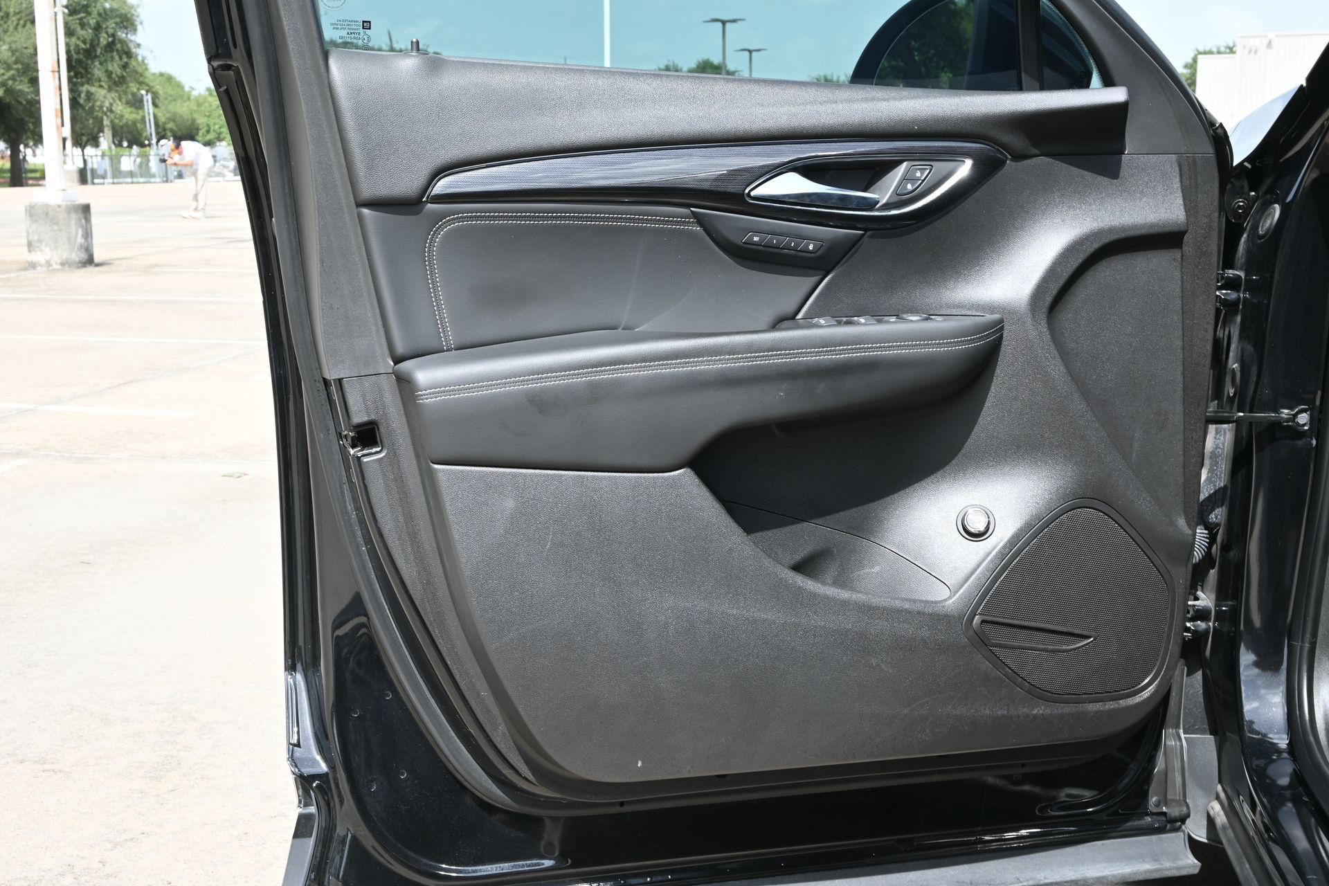 Used 2023 Buick Envision Essence FWD image 19