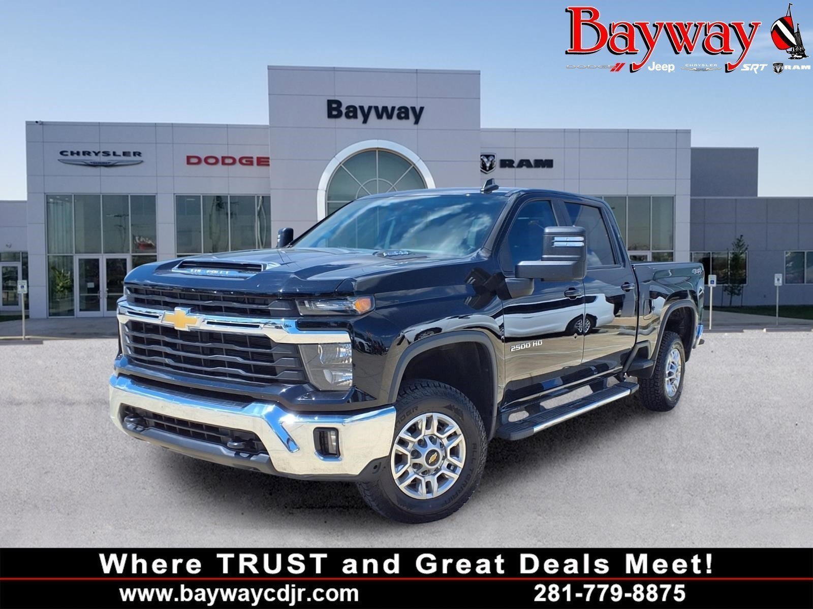 Used 2025 Chevrolet Silverado 2500 LT w/ Convenience Package AWD/4WD image 1