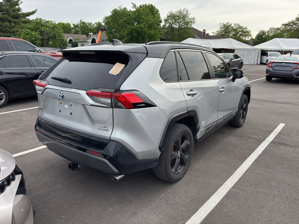 Used 2020 Toyota RAV4 XSE AWD/4WD image 4