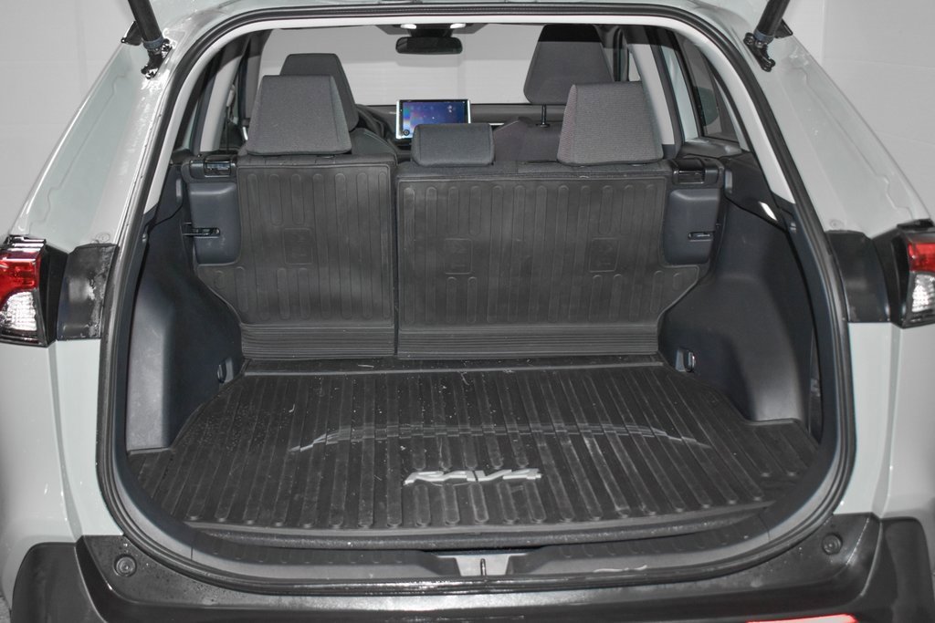 Used 2023 Toyota RAV4 XLE image 25