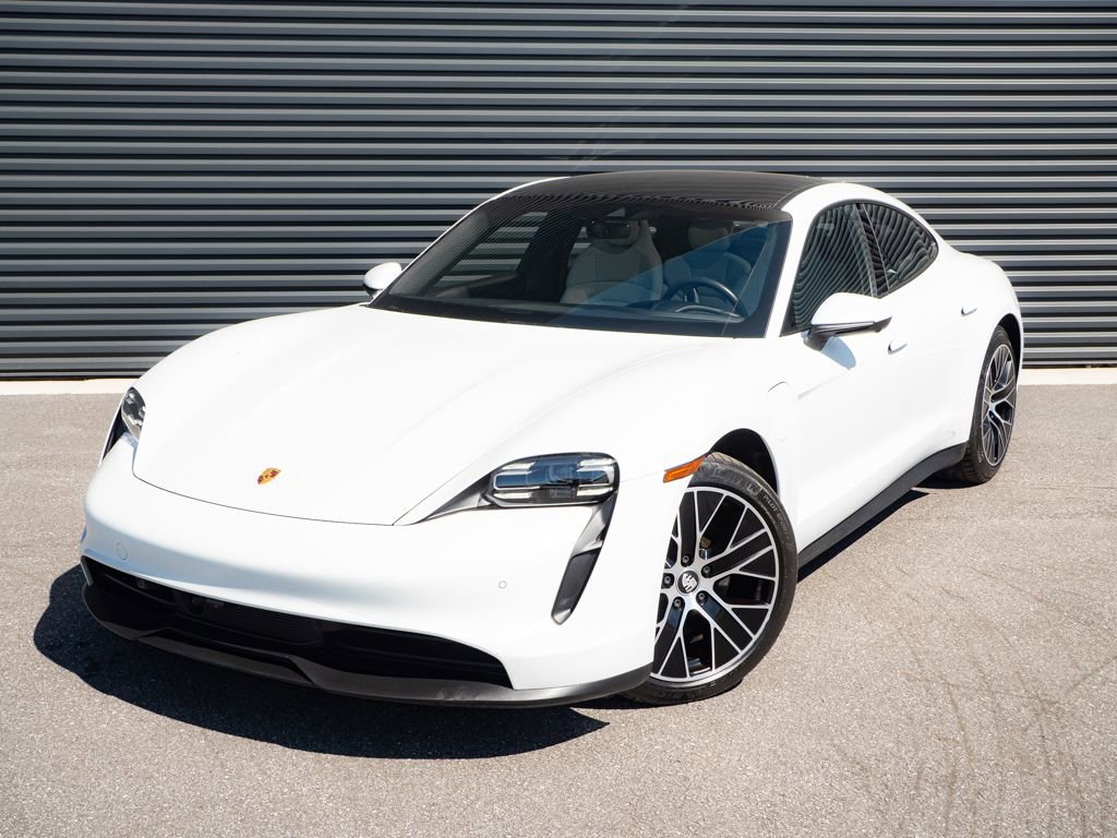 Used 2021 Porsche Taycan image 1