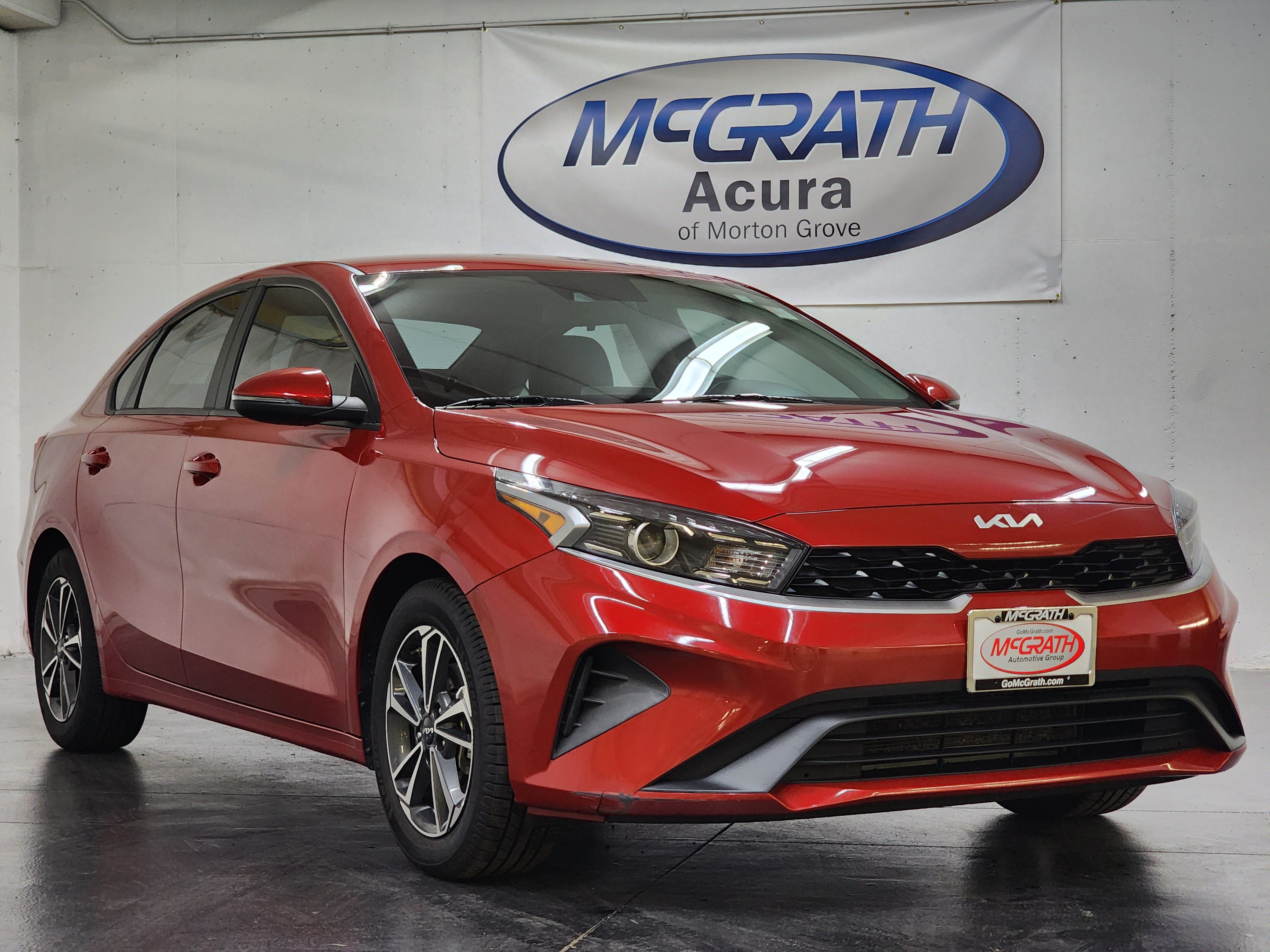 Used 2023 Kia Forte LXS w/ LXS Technology Package FWD image 3