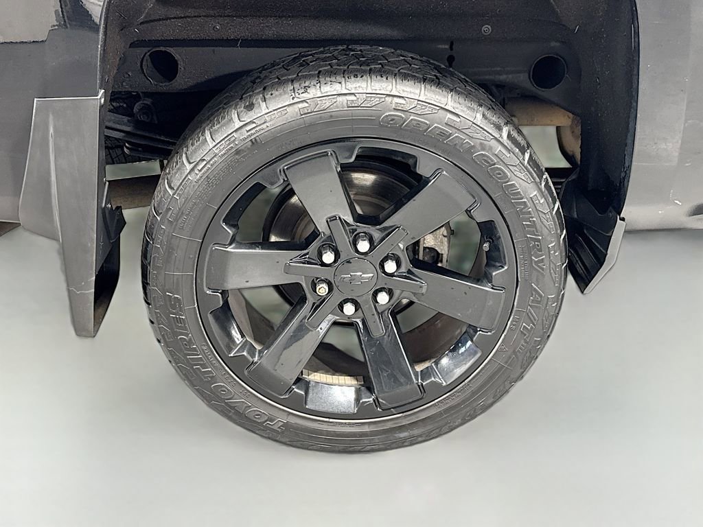 Used 2018 Chevrolet Silverado 1500 LT w/ All Star Edition AWD/4WD image 11