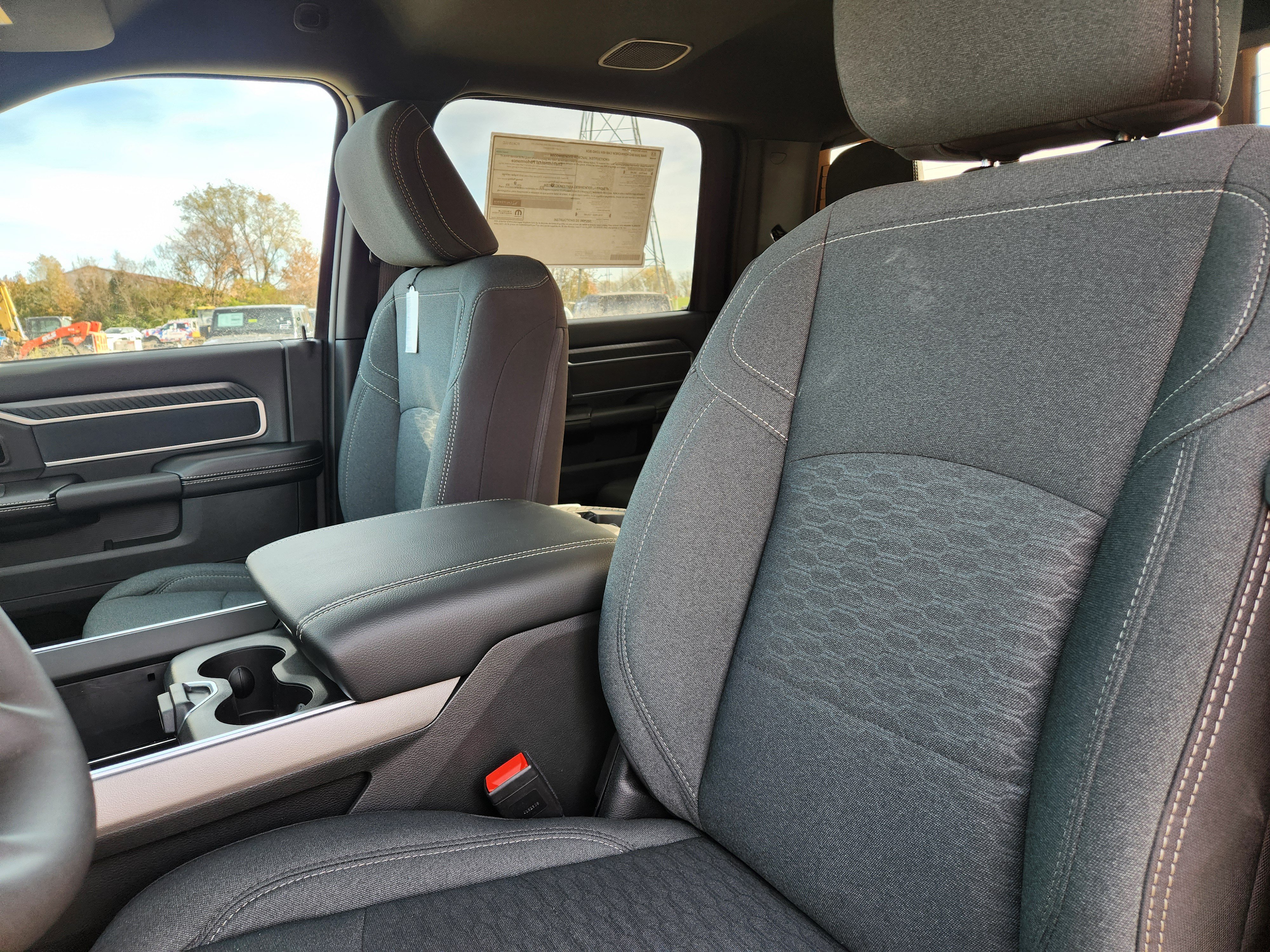 New 2026 RAM 2500 Big Horn AWD/4WD image 15