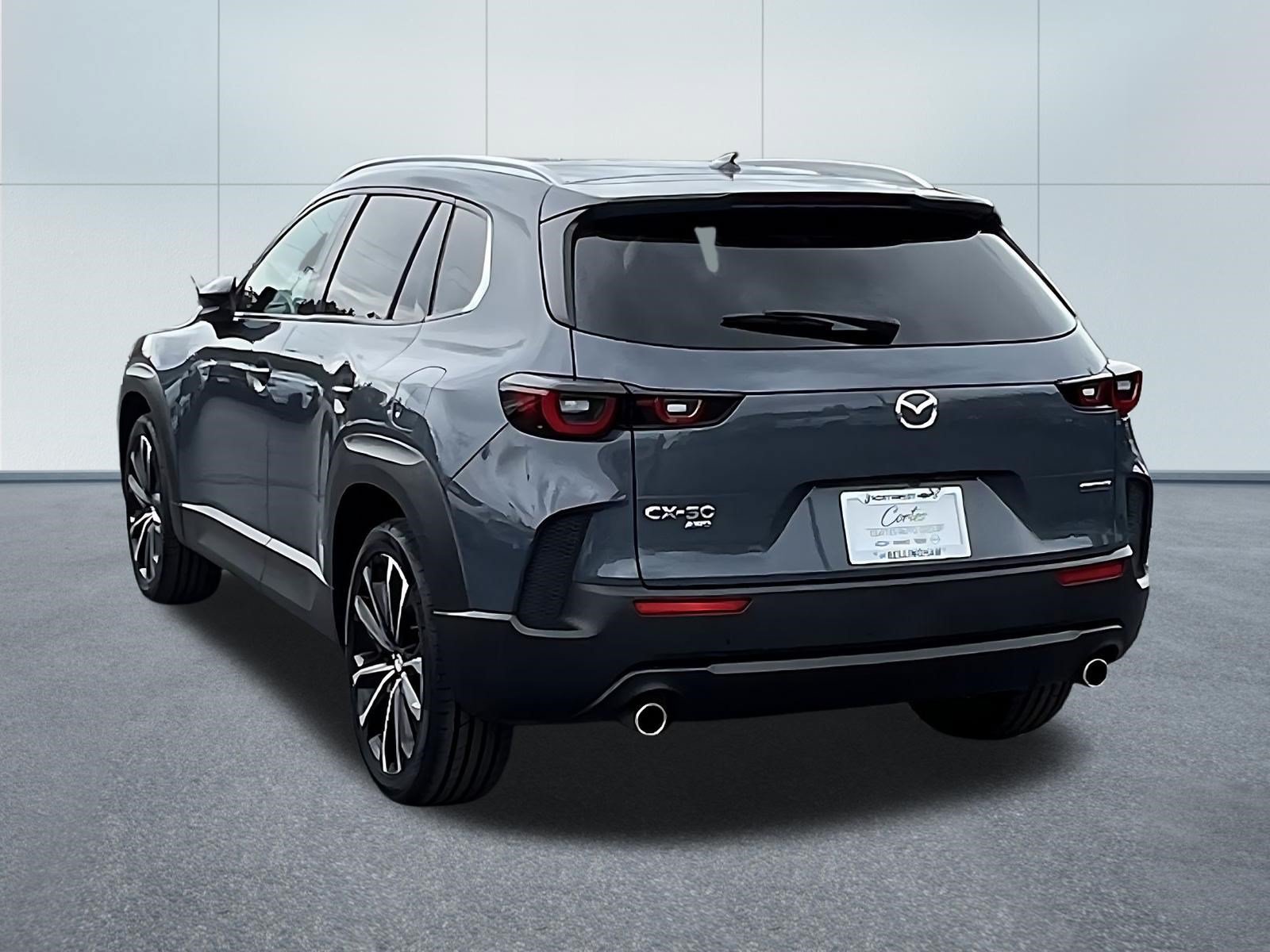 Used 2025 MAZDA CX-50 AWD 2.5 S w/ Premium Plus Pkg image 4