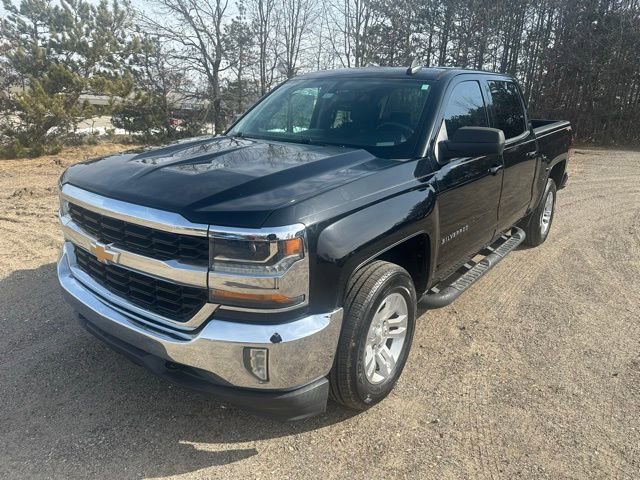 Certified 2017 Chevrolet Silverado 1500 LT w/ All Star Edition image 3