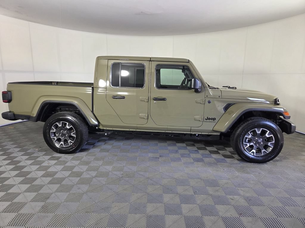 New 2026 Jeep Gladiator Sport AWD/4WD image 4