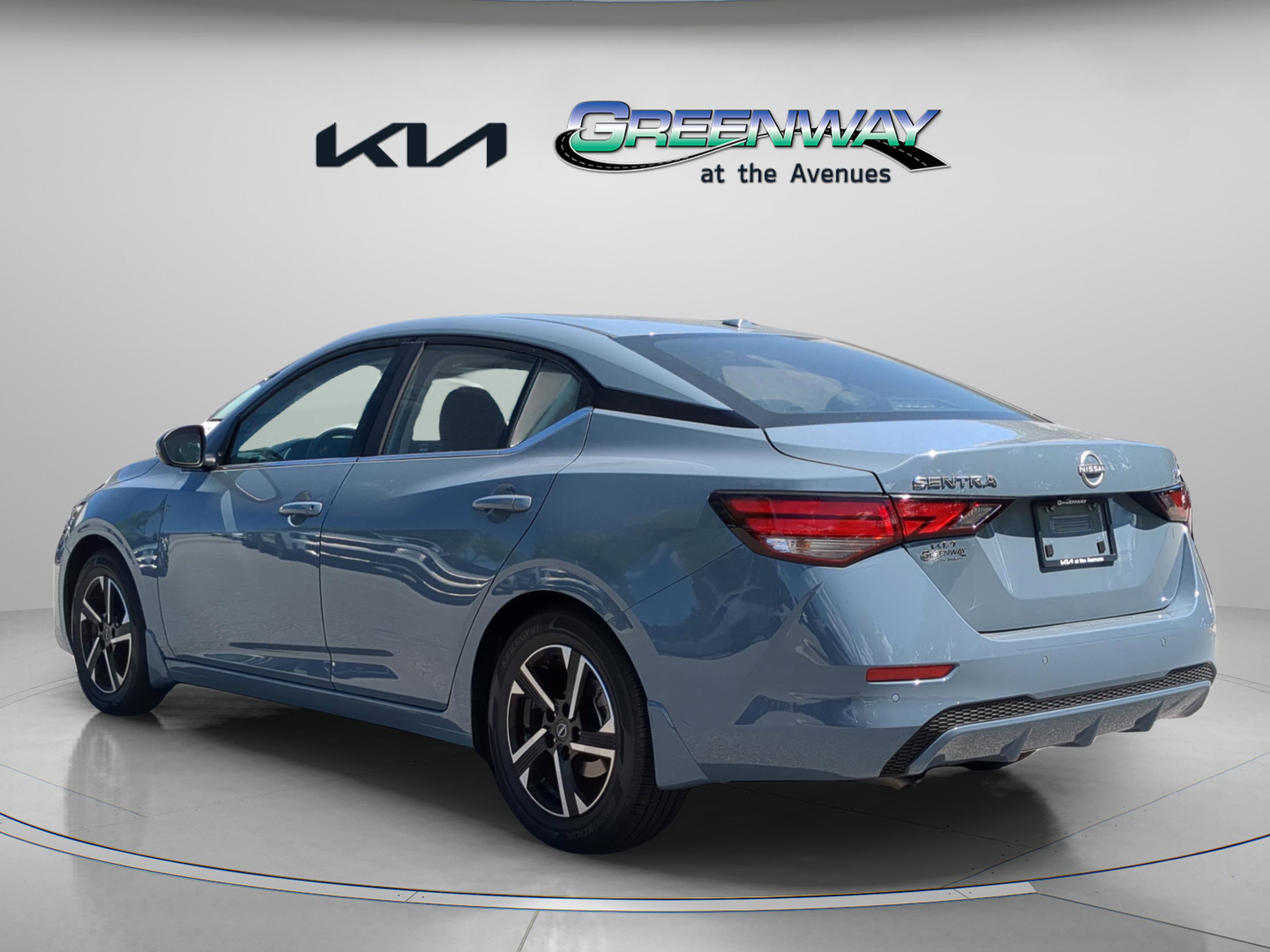 Used 2024 Nissan Sentra SV image 4