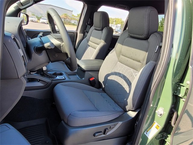 New 2026 Nissan Frontier SV image 9