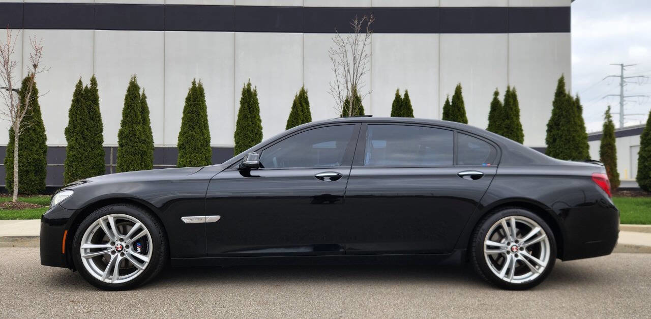 Used 2015 BMW 740Li image 2