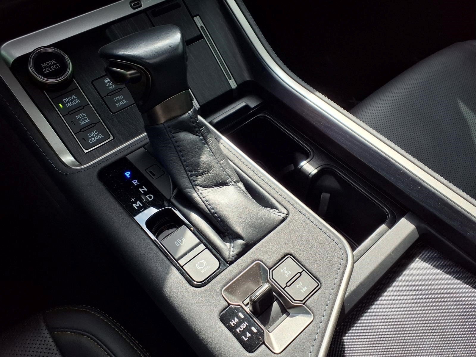 Used 2024 Lexus GX 550 AWD/4WD image 20