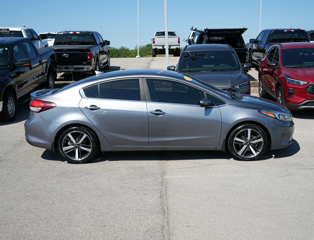 Used 2018 Kia Forte EX FWD image 4