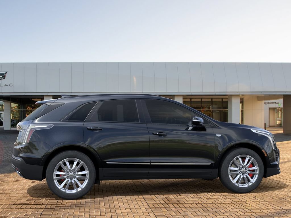 New 2026 Cadillac XT5 Sportv w/ LPO, Floor Liner Package AWD/4WD image 5