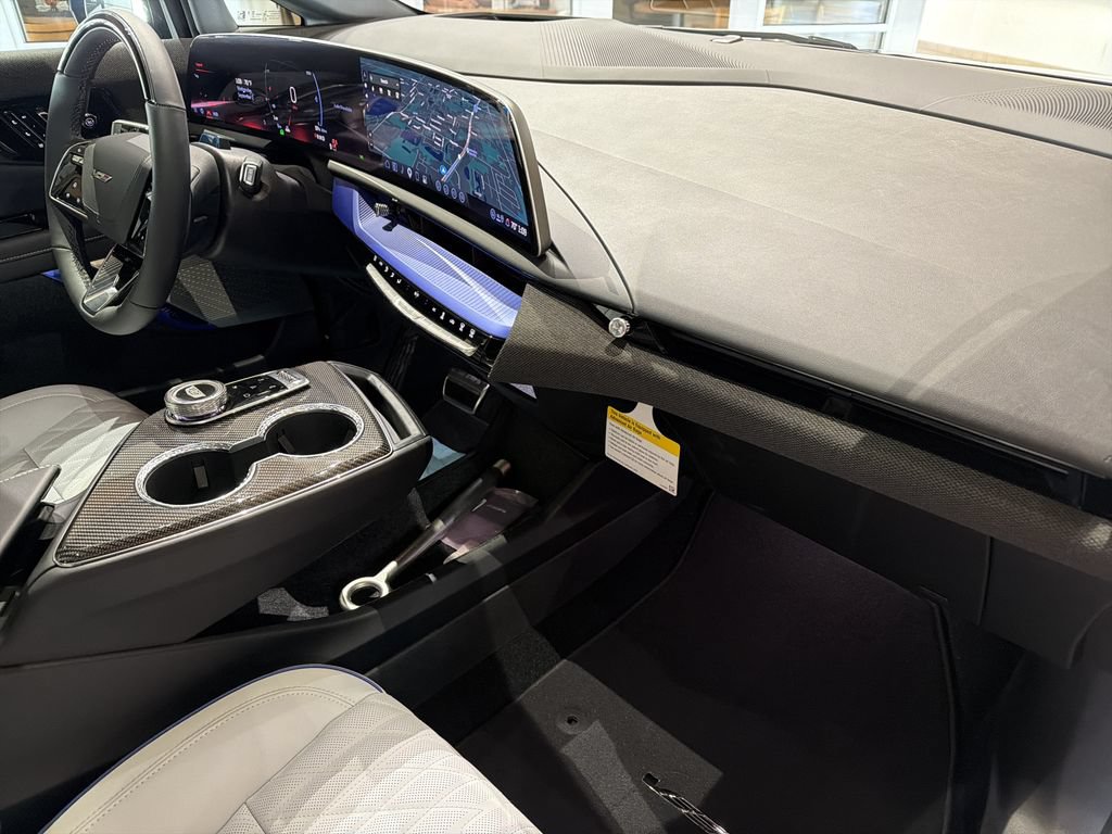 New 2027 Cadillac Optiq V w/ Deep Ocean Design Edition AWD/4WD image 10
