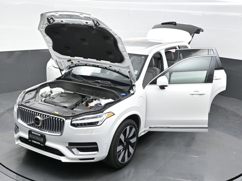 Used 2023 Volvo XC90 T8 Ultimate AWD/4WD image 36