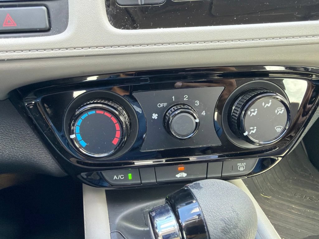 Used 2017 Honda HR-V LX image 6