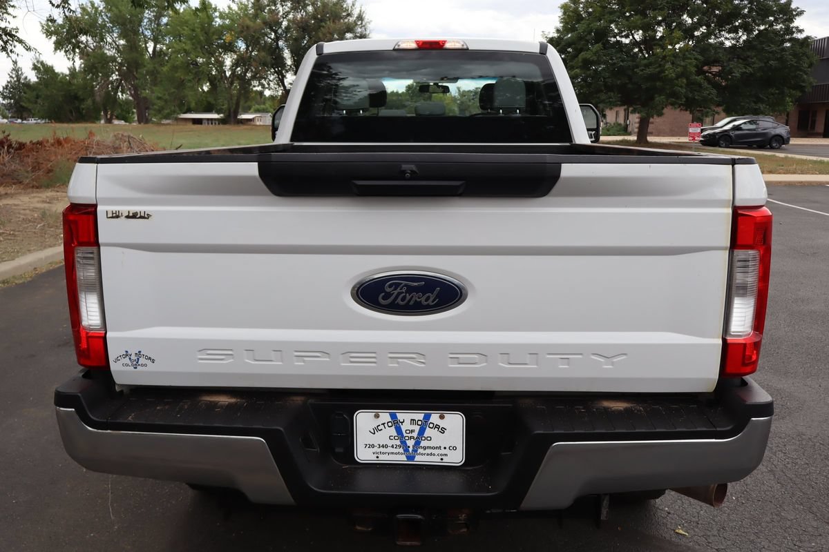 Used 2018 Ford F250 XL w/ Power Equipment Group AWD/4WD image 6