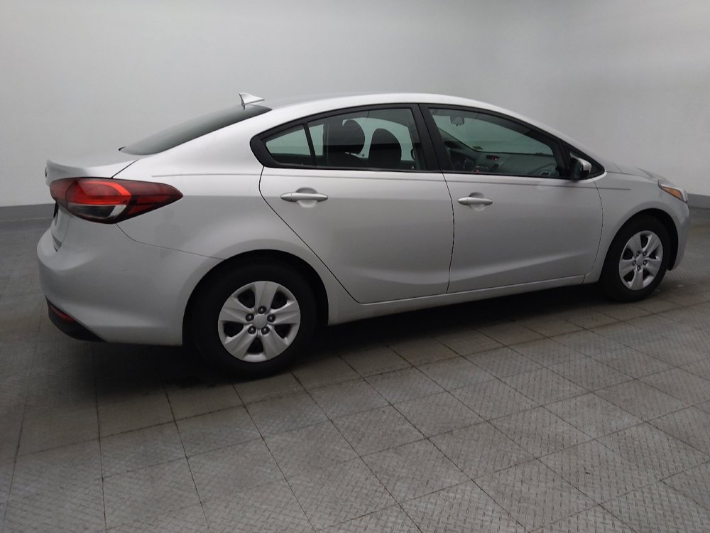 Used 2017 Kia Forte LX FWD image 10