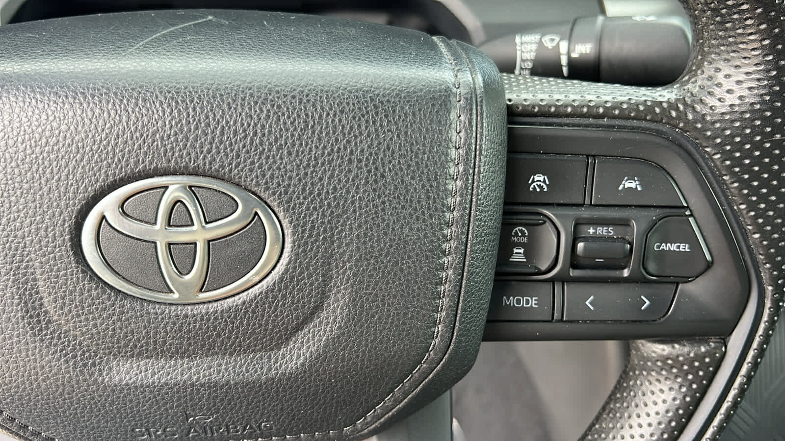 Used 2024 Toyota Tacoma SR5 AWD/4WD image 20