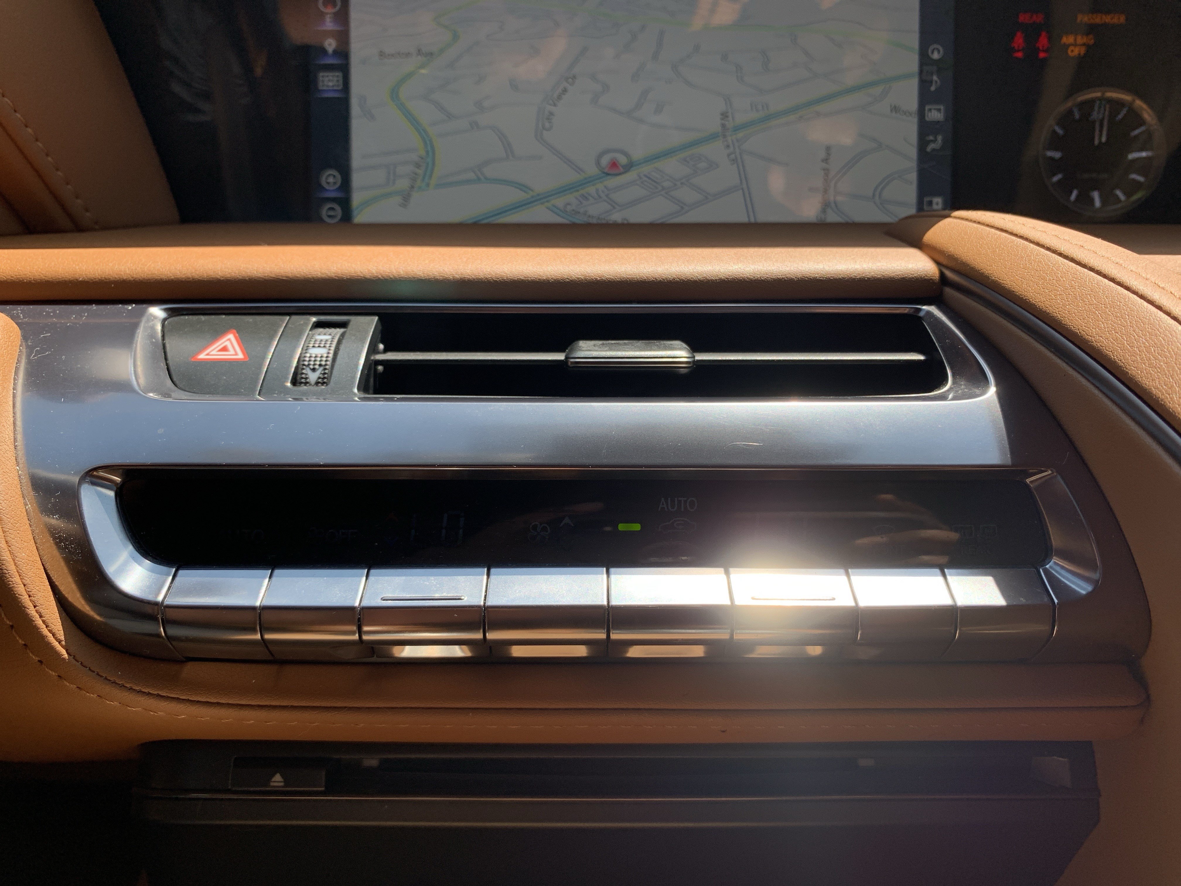 Used 2018 Lexus LC 500 Coupe w/ Sport Package RWD image 29