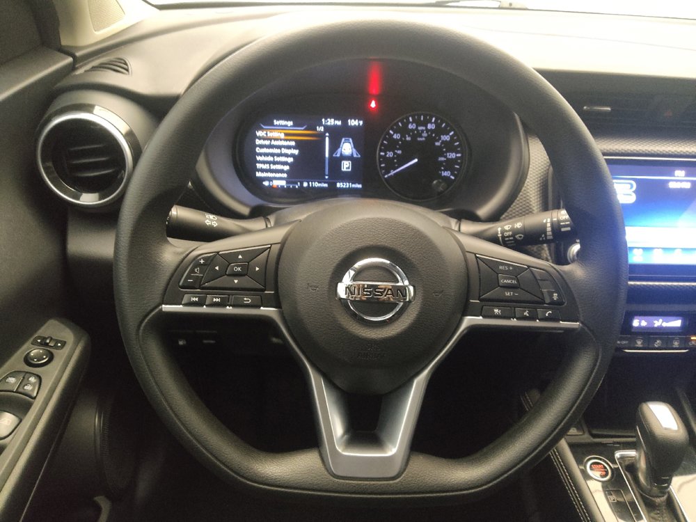 Used 2021 Nissan Kicks SV FWD image 22