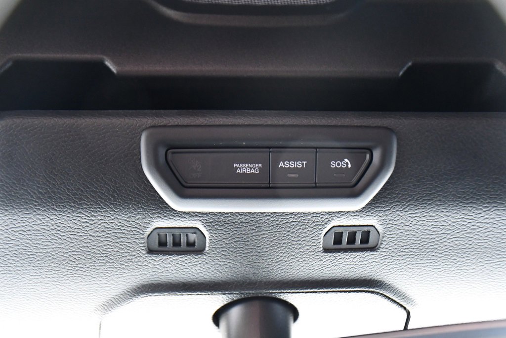 Used 2022 Jeep Gladiator Overland w/ Cold Weather Group image 26