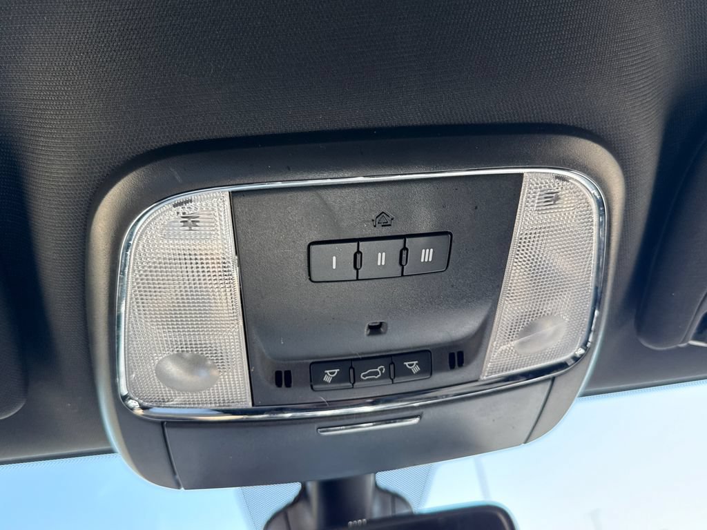 Used 2022 Jeep Grand Cherokee Laredo X RWD image 22