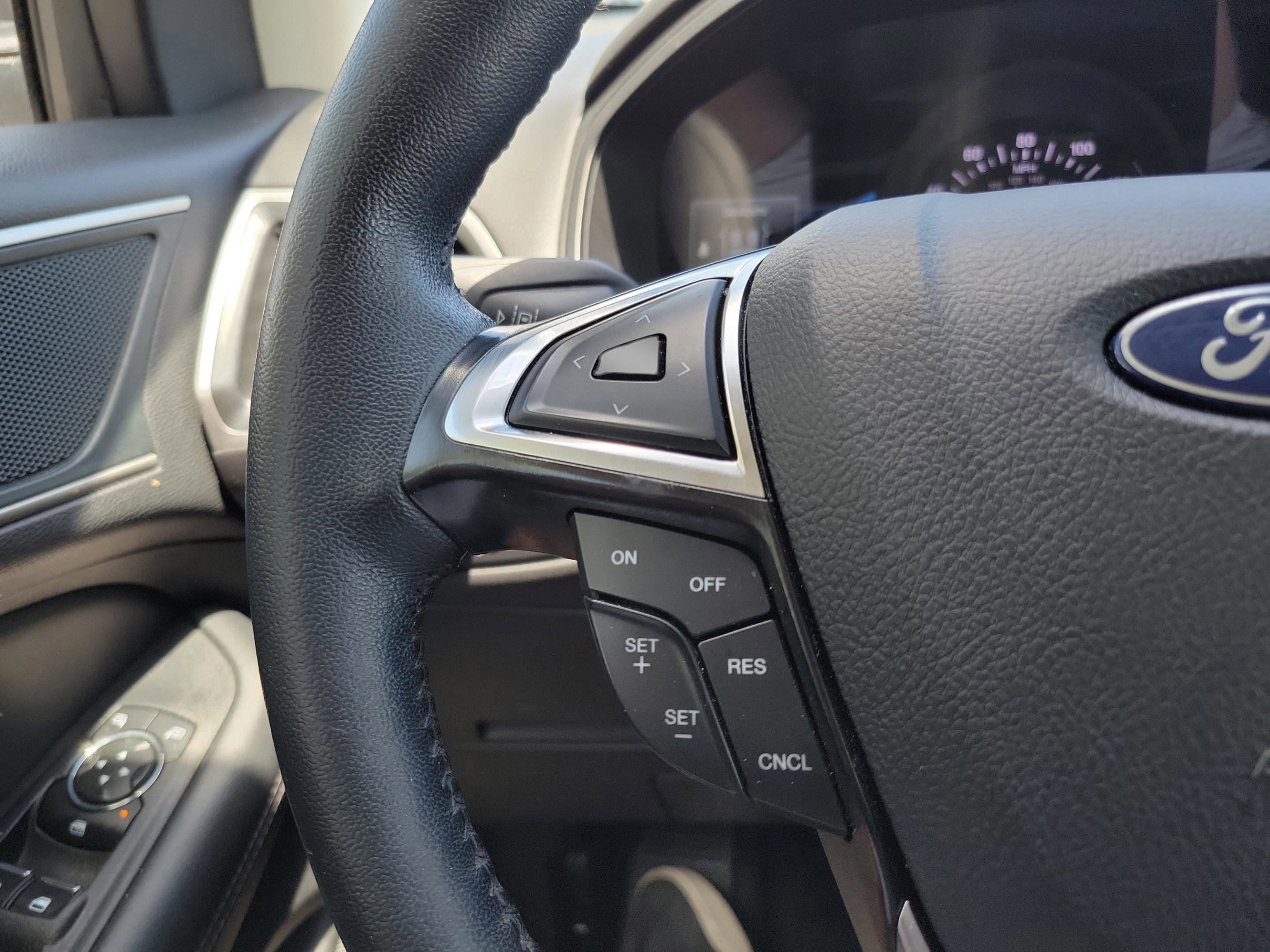 Used 2024 Ford Edge SEL AWD/4WD image 21