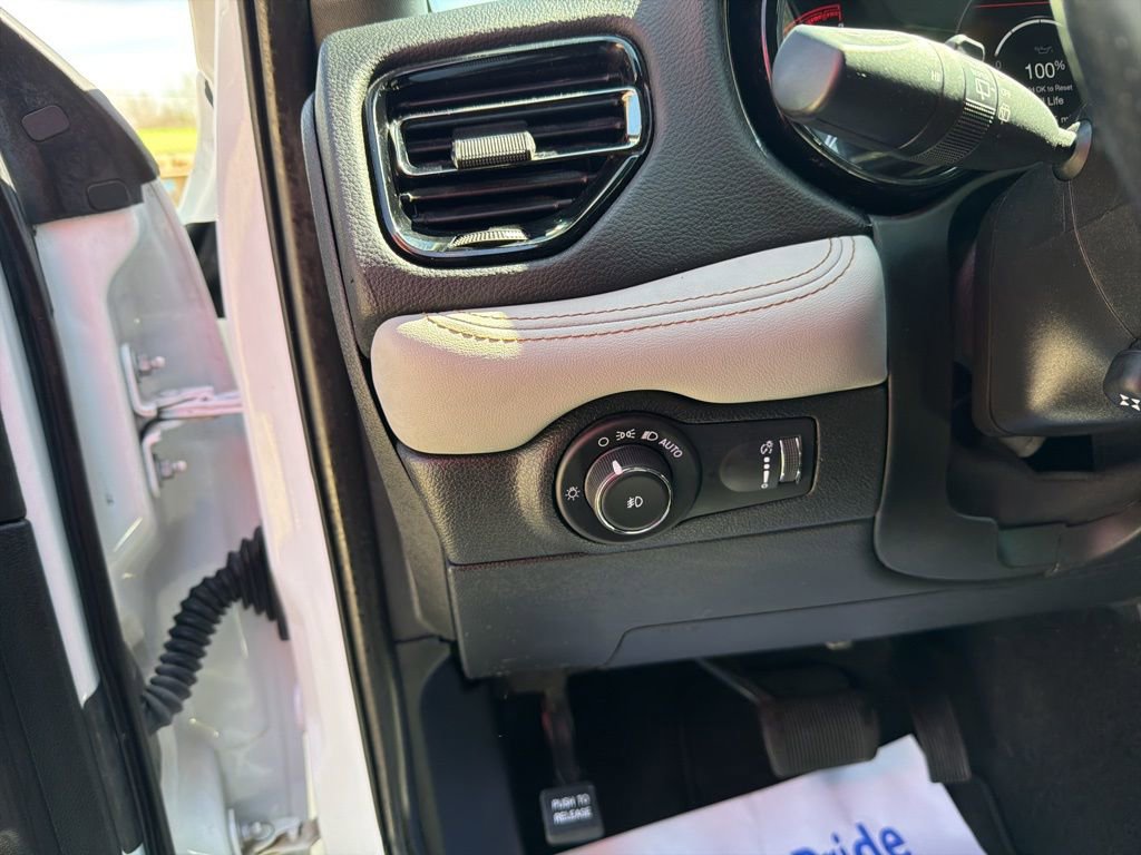 Used 2022 Dodge Durango R/T RWD image 18