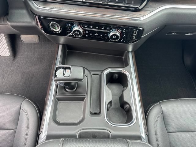 Used 2023 GMC Sierra 1500 SLT w/ SLT Premium Package AWD/4WD image 11