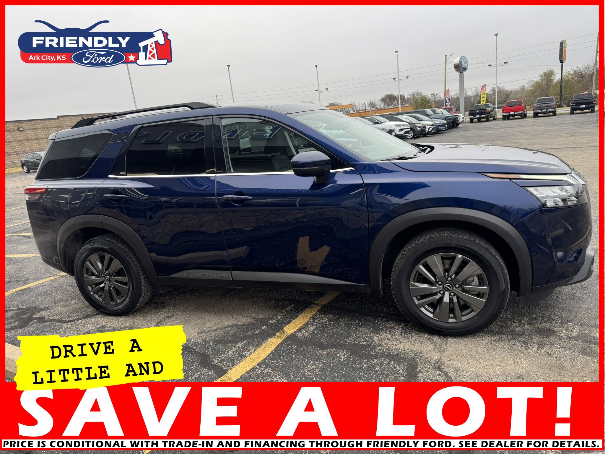 Used 2024 Nissan Pathfinder SV image 12