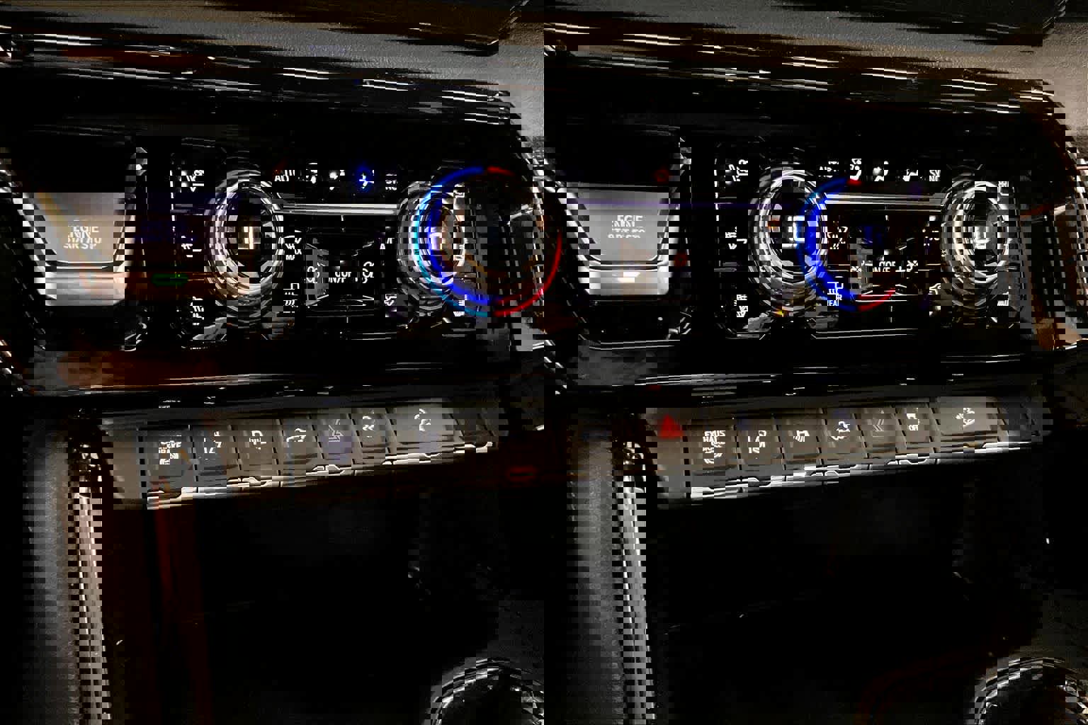 Used 2025 GMC Sierra 2500 AT4 w/ AT4 Premium Plus Package image 52