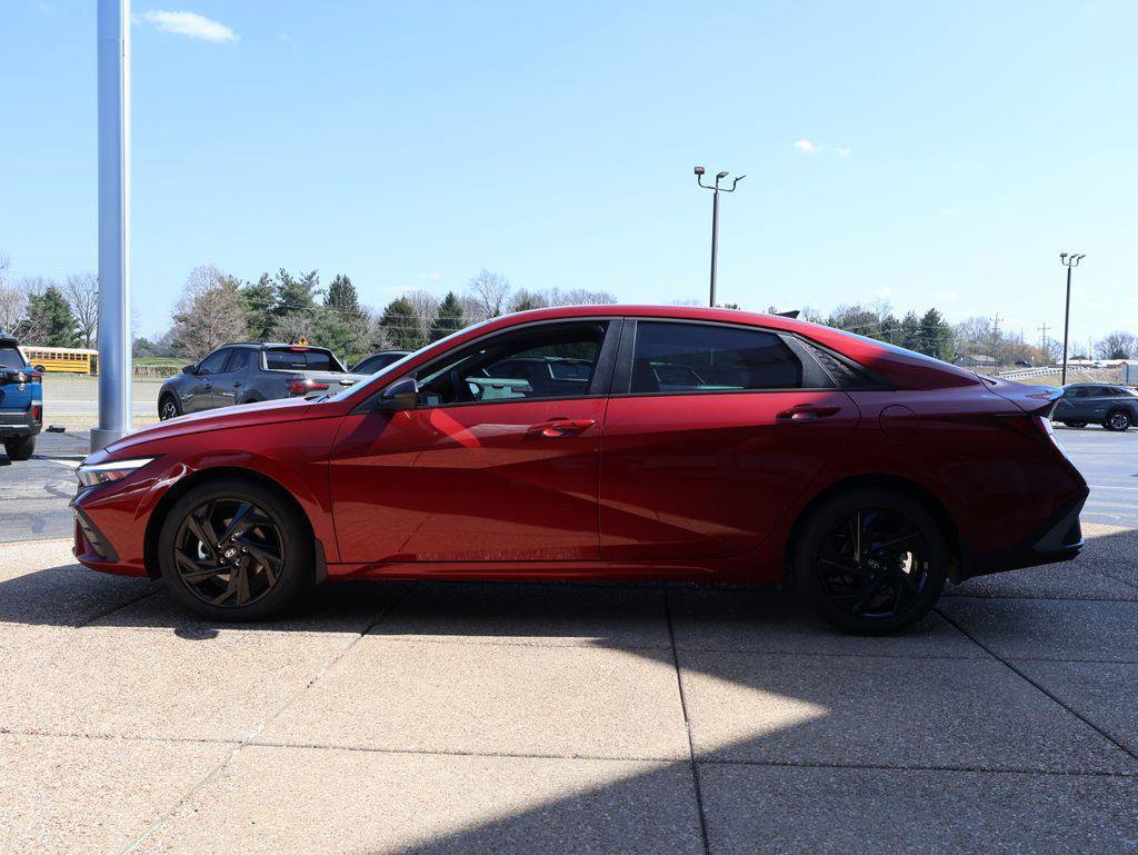 New 2026 Hyundai Elantra Sport image 3