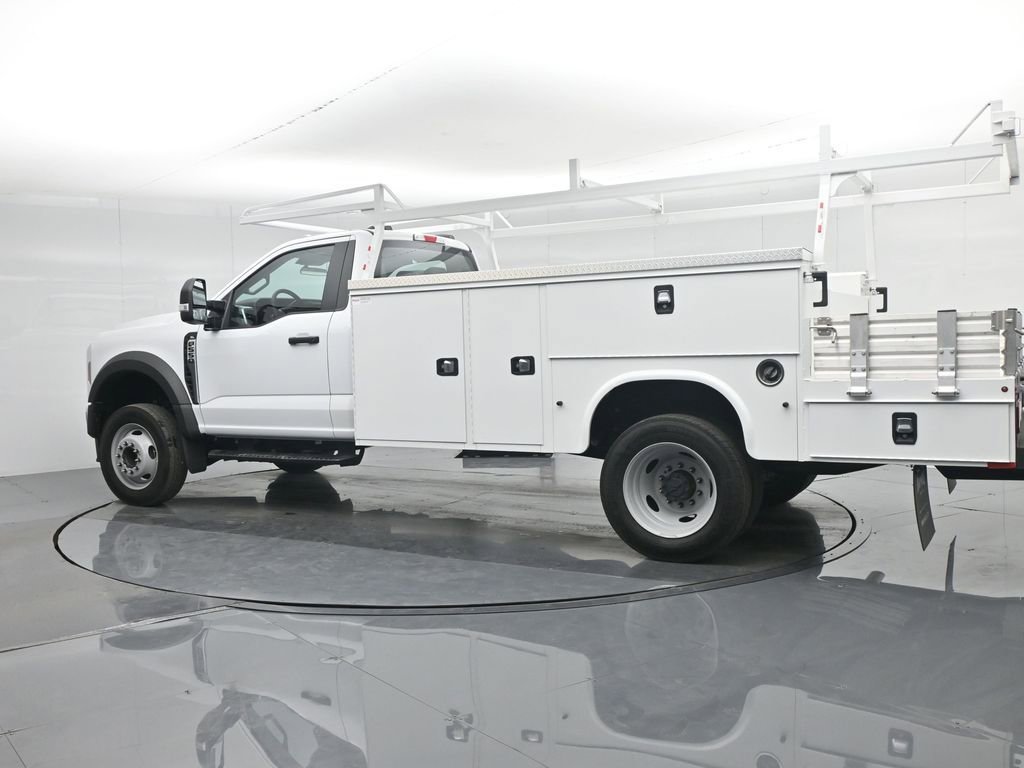 New 2025 Ford F550 2WD Regular Cab Super Duty image 6