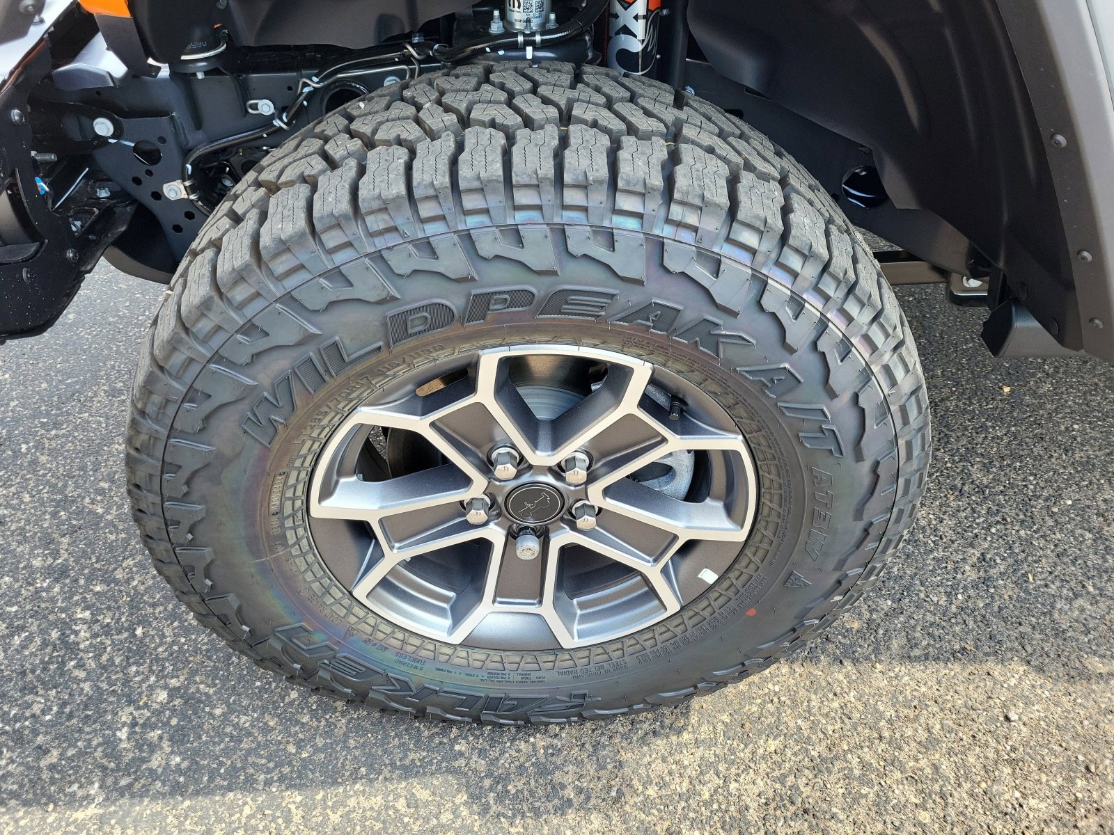 New 2025 Jeep Gladiator Mojave w/ Steel Bumper Group image 31