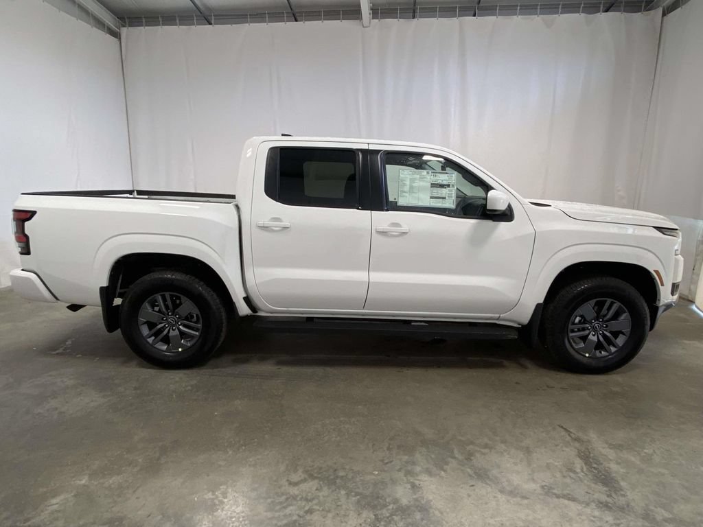 New 2026 Nissan Frontier 4x4 Crew Cab image 2