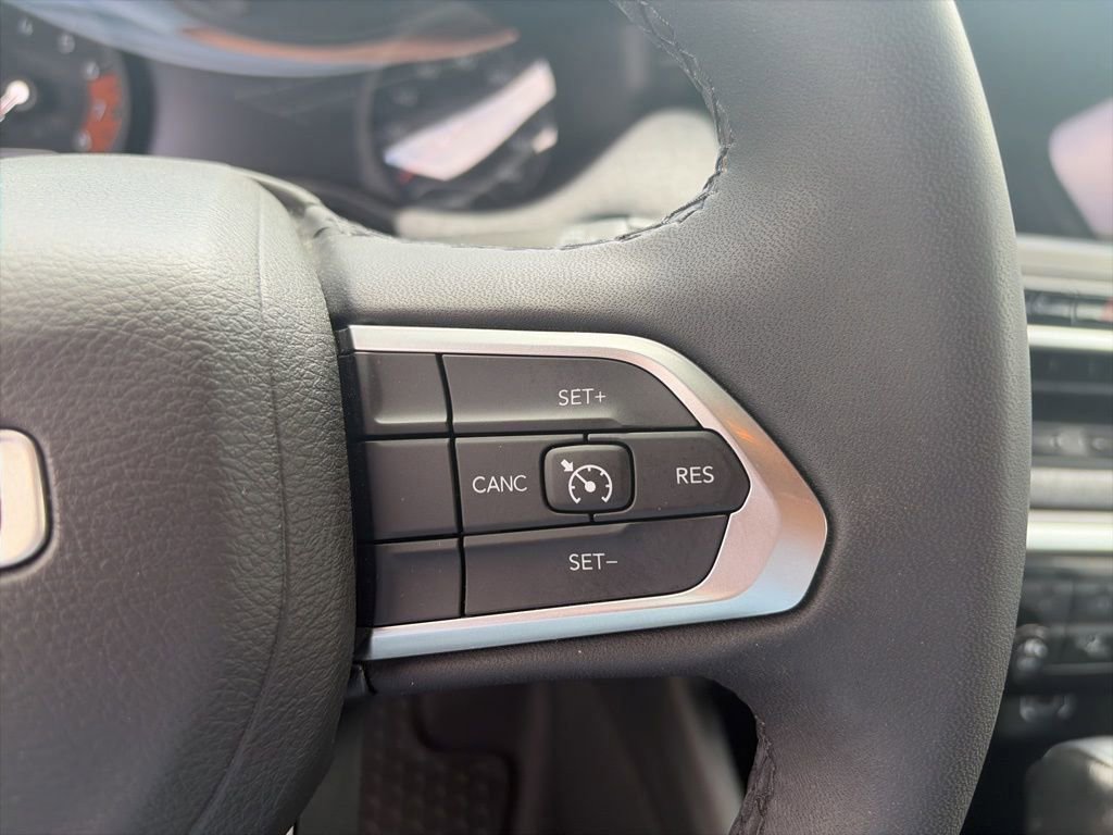 Used 2023 Jeep Compass Latitude w/ Convenience Group image 33