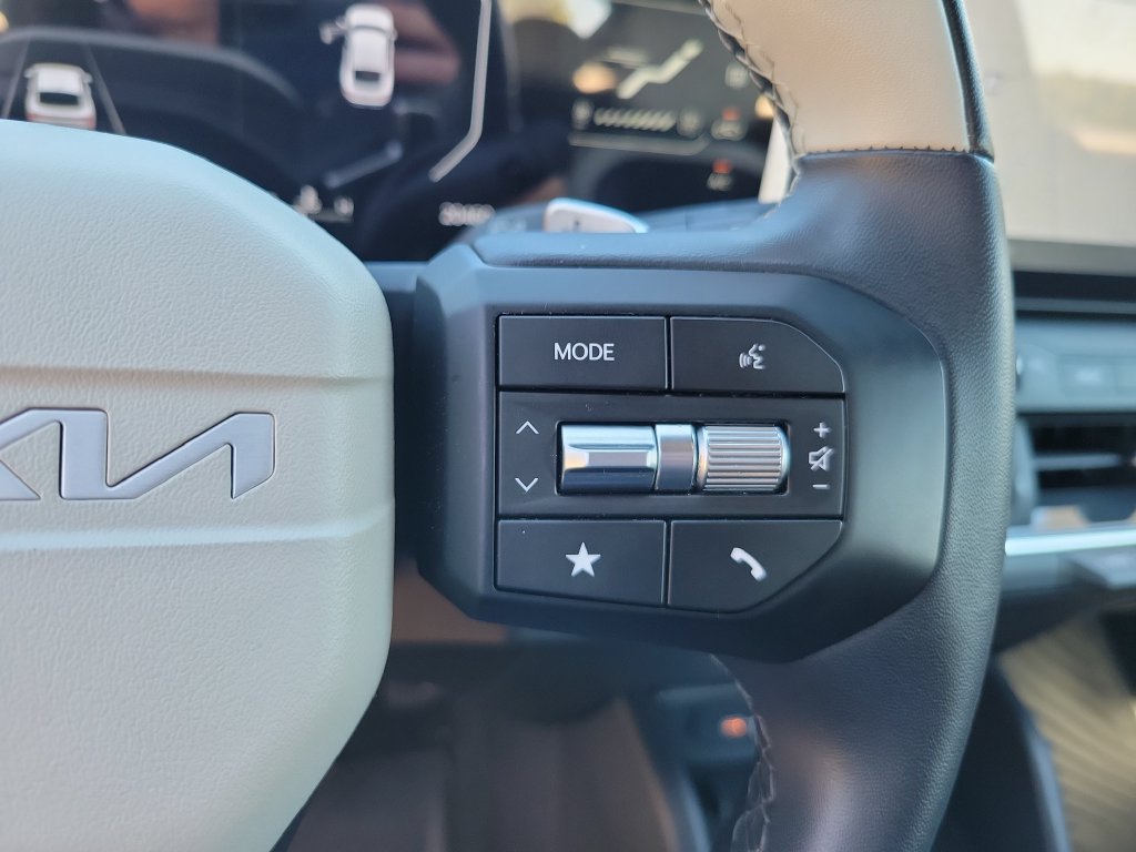 Used 2025 Kia K4 EX w/ GT-Line Premium Package FWD image 26