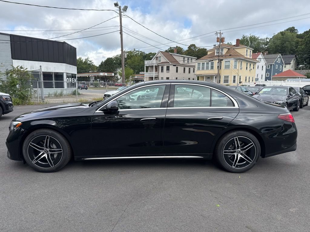 New 2026 Mercedes-Benz E 350 4MATIC Sedan image 4