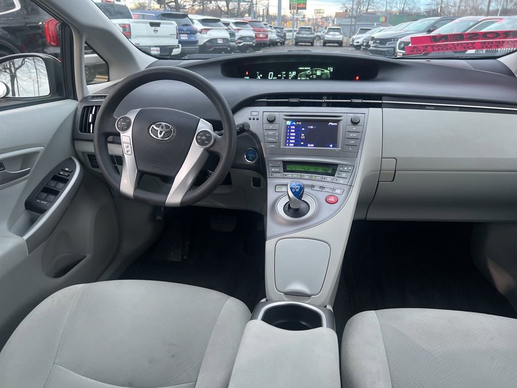 Used 2013 Toyota Prius Two image 16